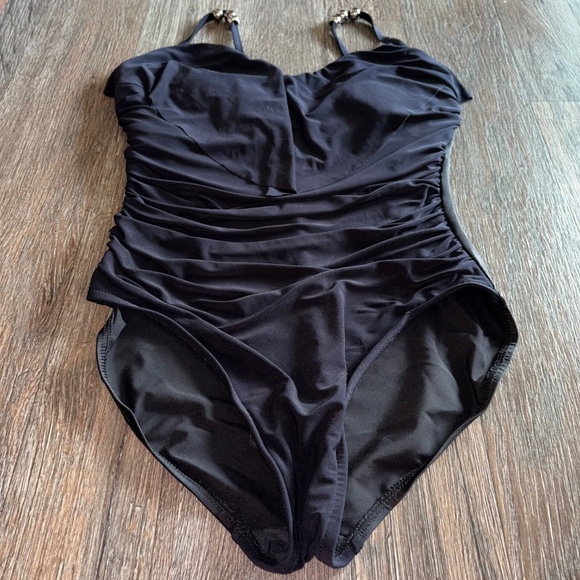 MAGIC SUIT Black V Neck with Beads Sz 10 Slimming One Piece - Picture 5 of 14